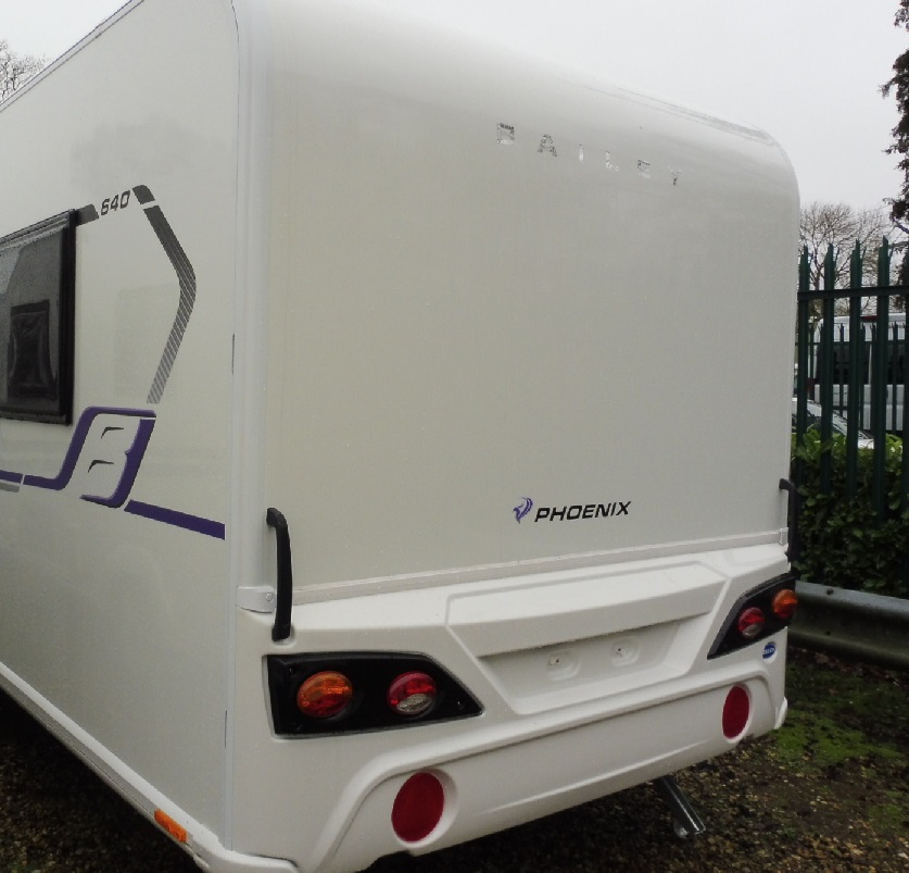 Phoenix 640 Complete Bonded Rear Panel