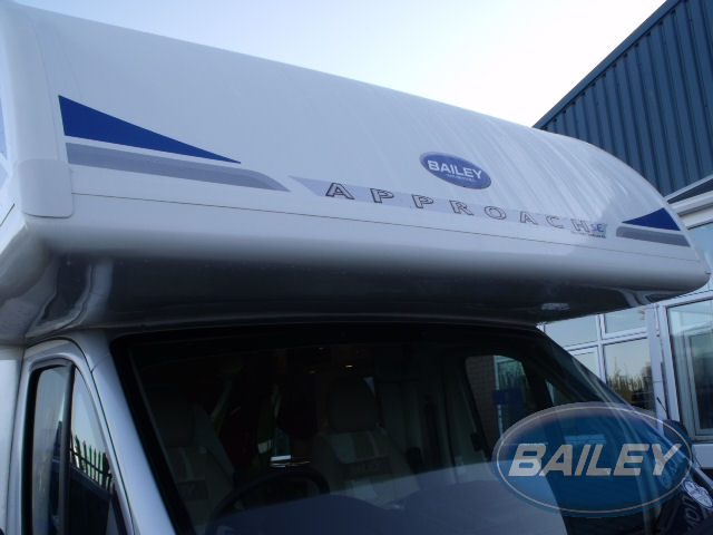 Approach SE H/L Front Horizontal Rail 2213mm