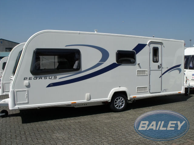 Pegasus II Milan Complete Bonded N/S Side Panel