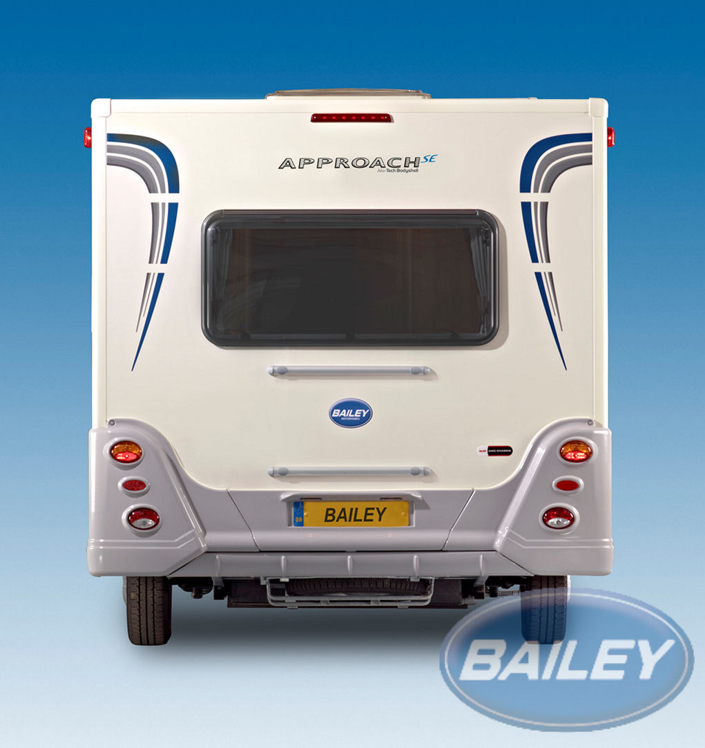 Approach 760SE Complete Bonded Rear Panel