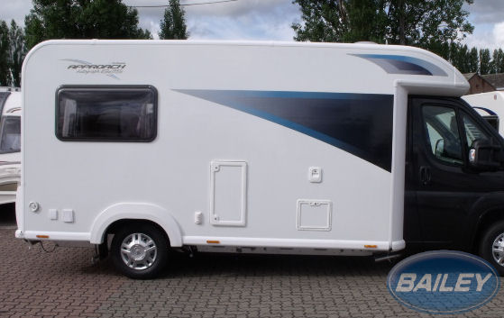 Approach Autograph 625 Bonded O/S Side Panel