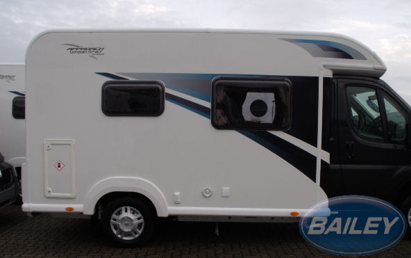 Approach Compact 540 Bonded O/S Side Panel