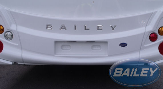 UN3 Rear Centre Number Plate Bumper