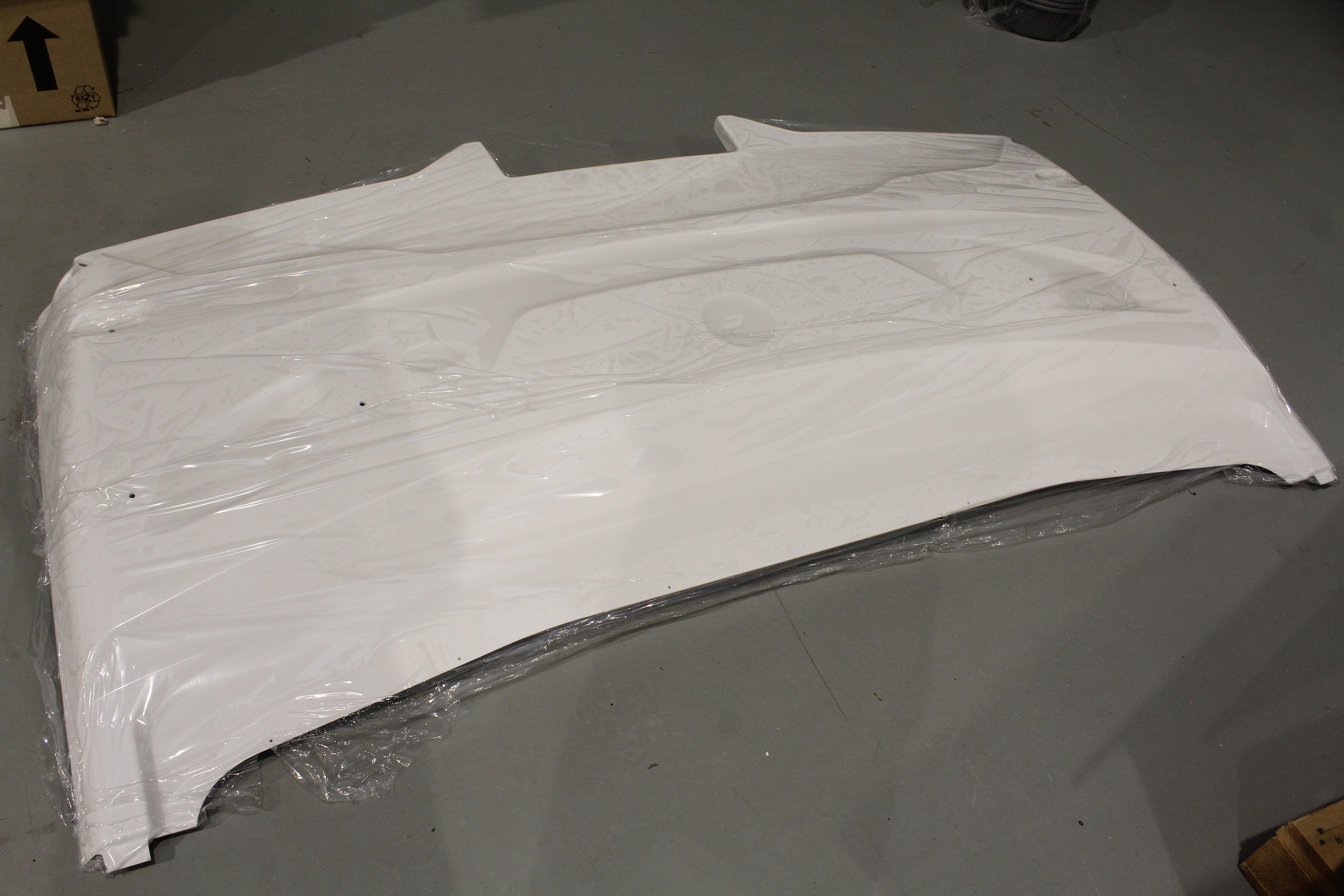 UN4 Front Bumper Moulding