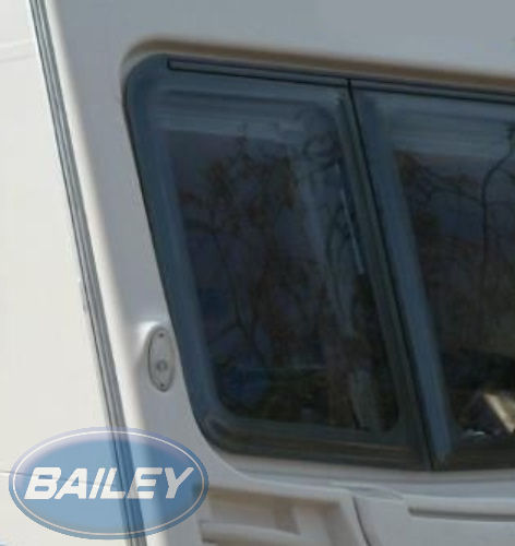 S6 Senator & GT60 Front Window 460x724/673 O/S