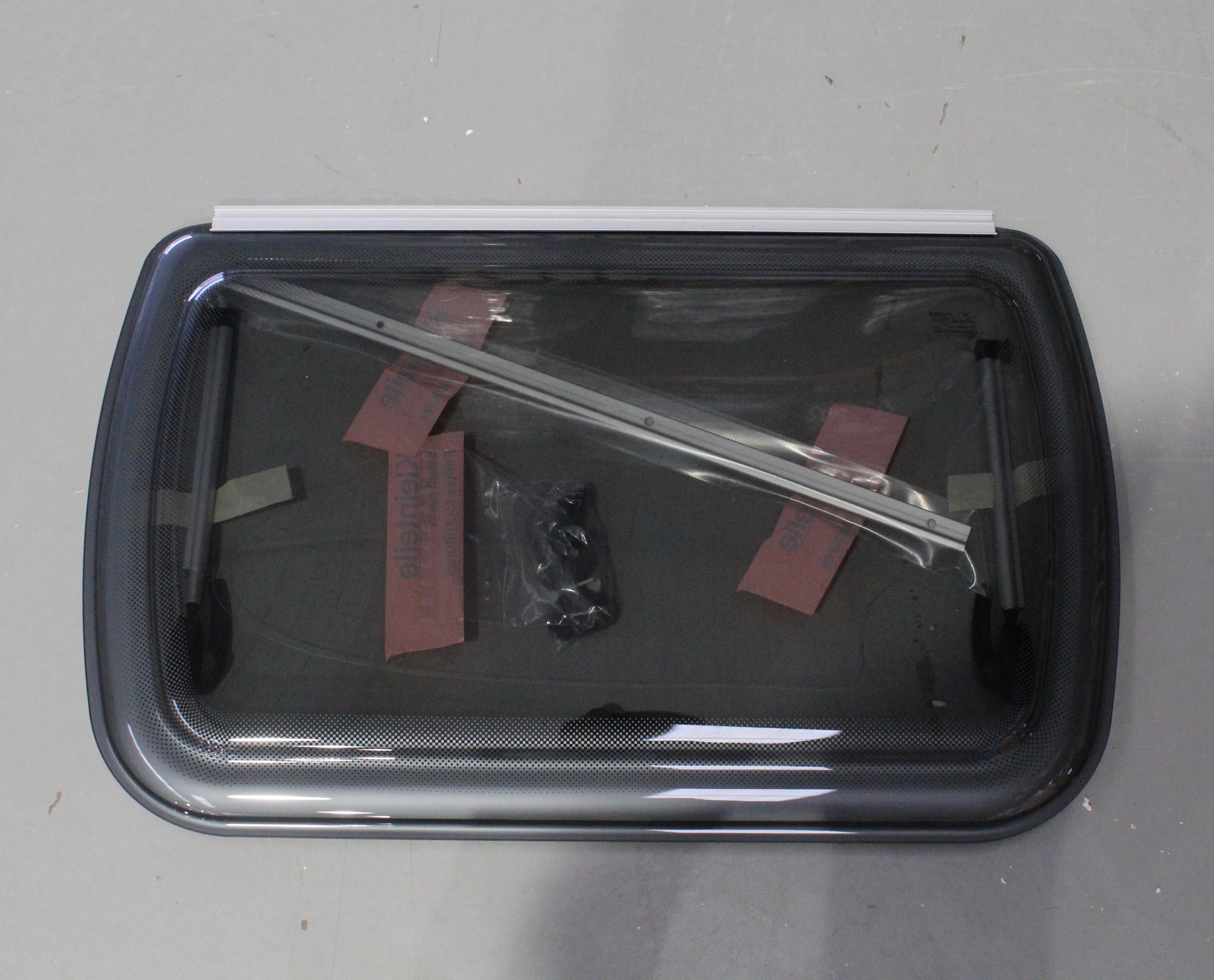 Series 5 Ranger Seitz Window 570 x 350