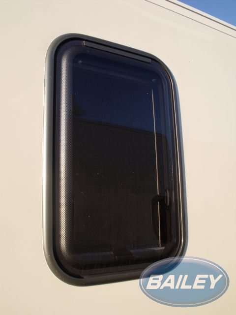 Unicorn 350x550 Polyvision Powdercoated Window