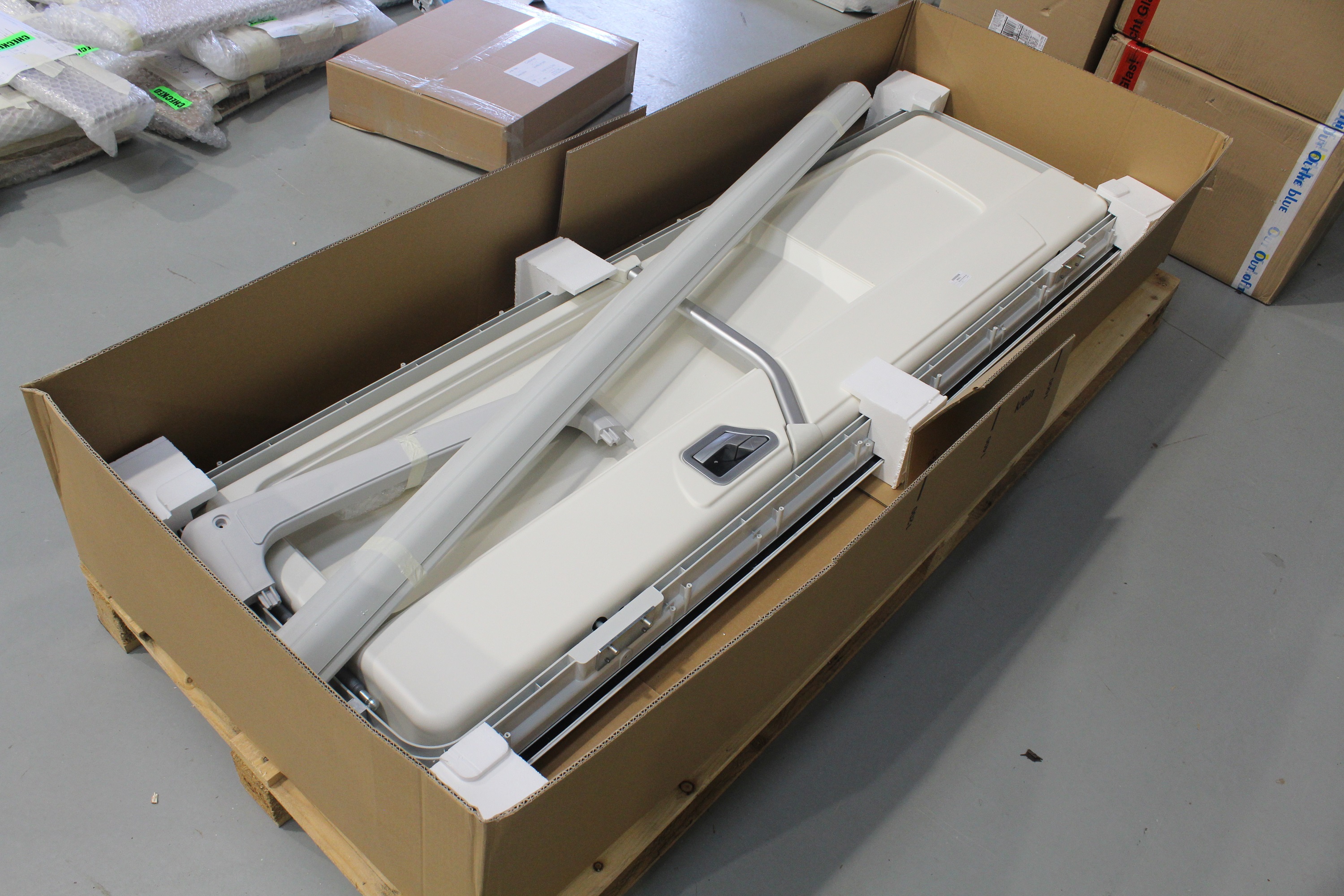 Approach Advance Exterior door