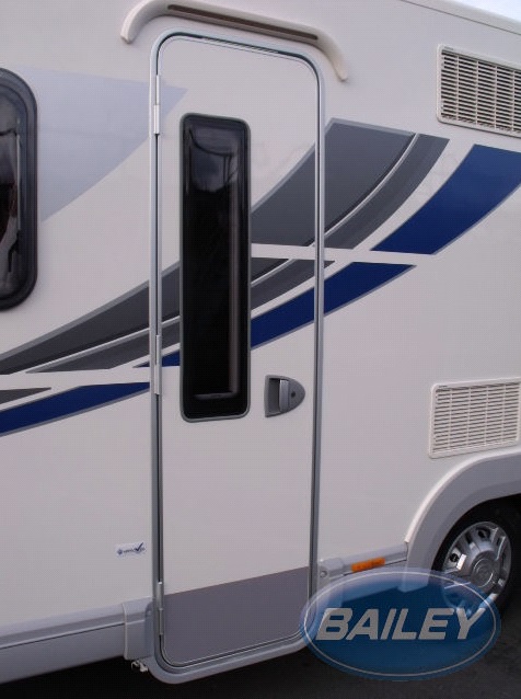 Hartalight L/H FAWO Exterior Door & Frame 2 point