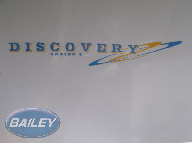 Read more about S5 Discovery Side Decal & Wave O/S product image