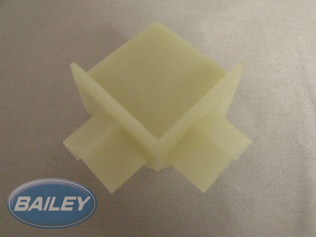 Approach SE Mid Cab Corner Inner