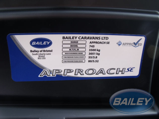 Approach 745SE Glove Box Weight Plate.