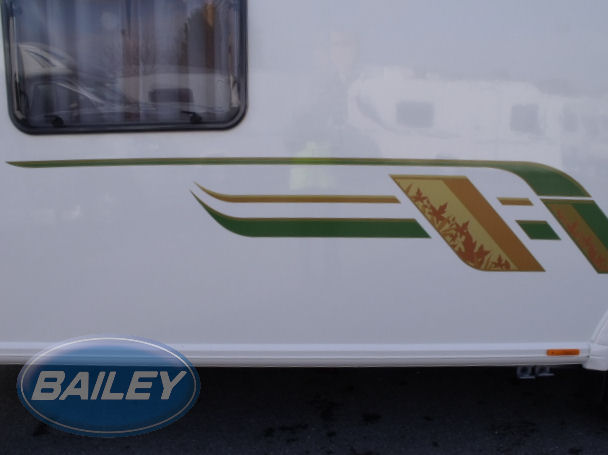 Retreat O/S Rear Green Stripe Decal