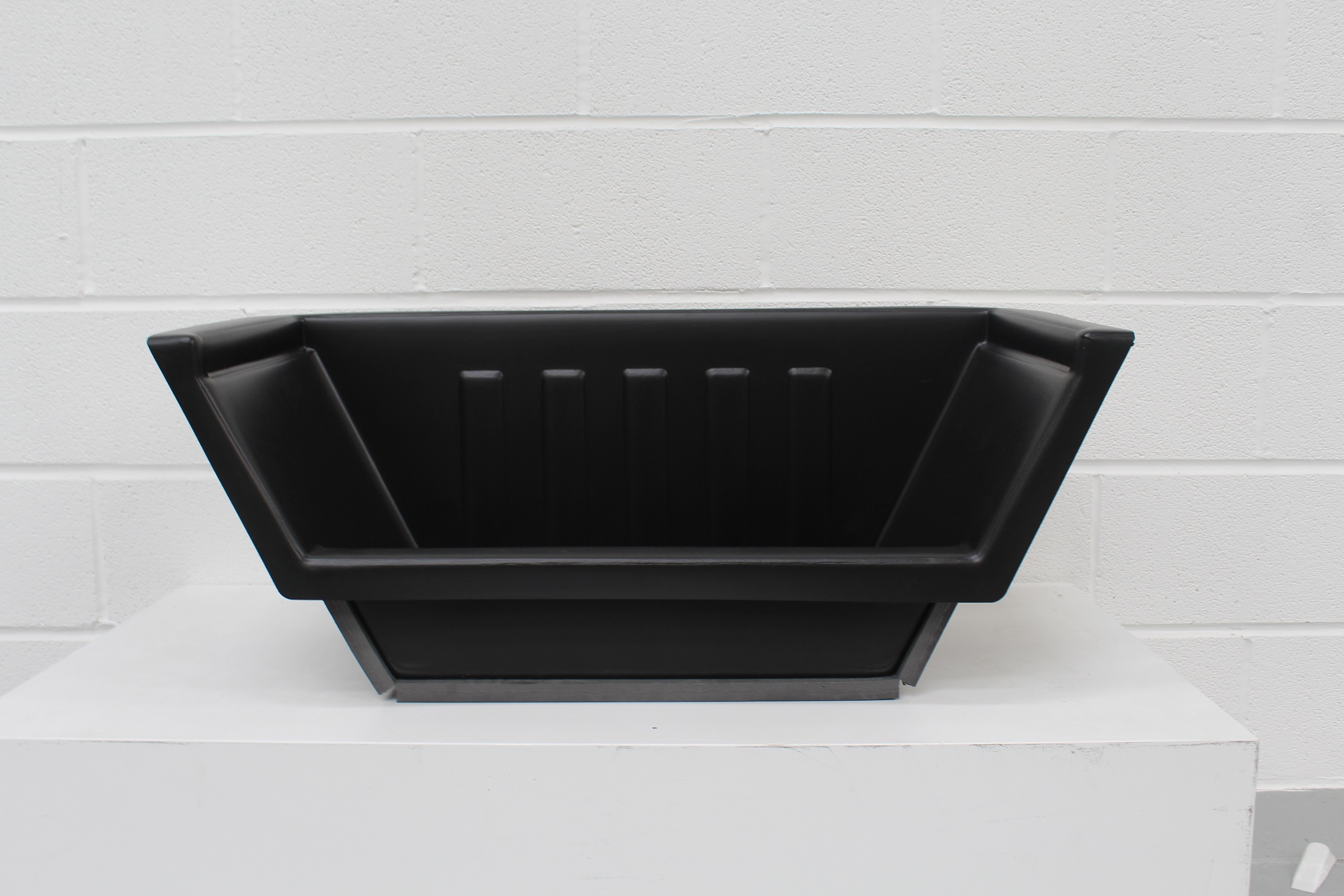 AH2 15" Wheel Box w/ Insulation