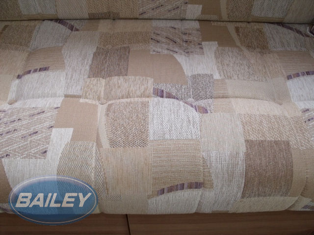 Approach 760SE O/S Base Cushion 1300x730x150mm