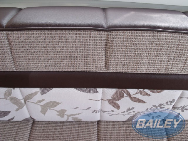 App Auto Backrest Cush 475x315x150 L Shape Traf