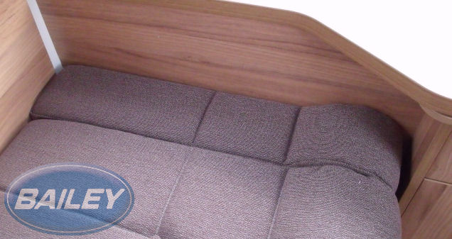 Pursuit Bulkhead Base Cushion N/S Spice