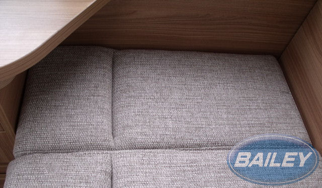 Peg IV N/S & O/S Bulk Base Cush 300x640x150 Rich