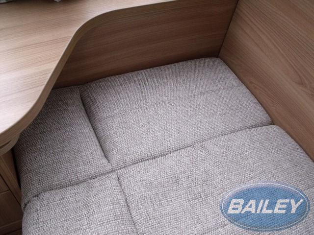 Peg IV N/S & O/S Bulk Base Cush 300x640x150 Rich