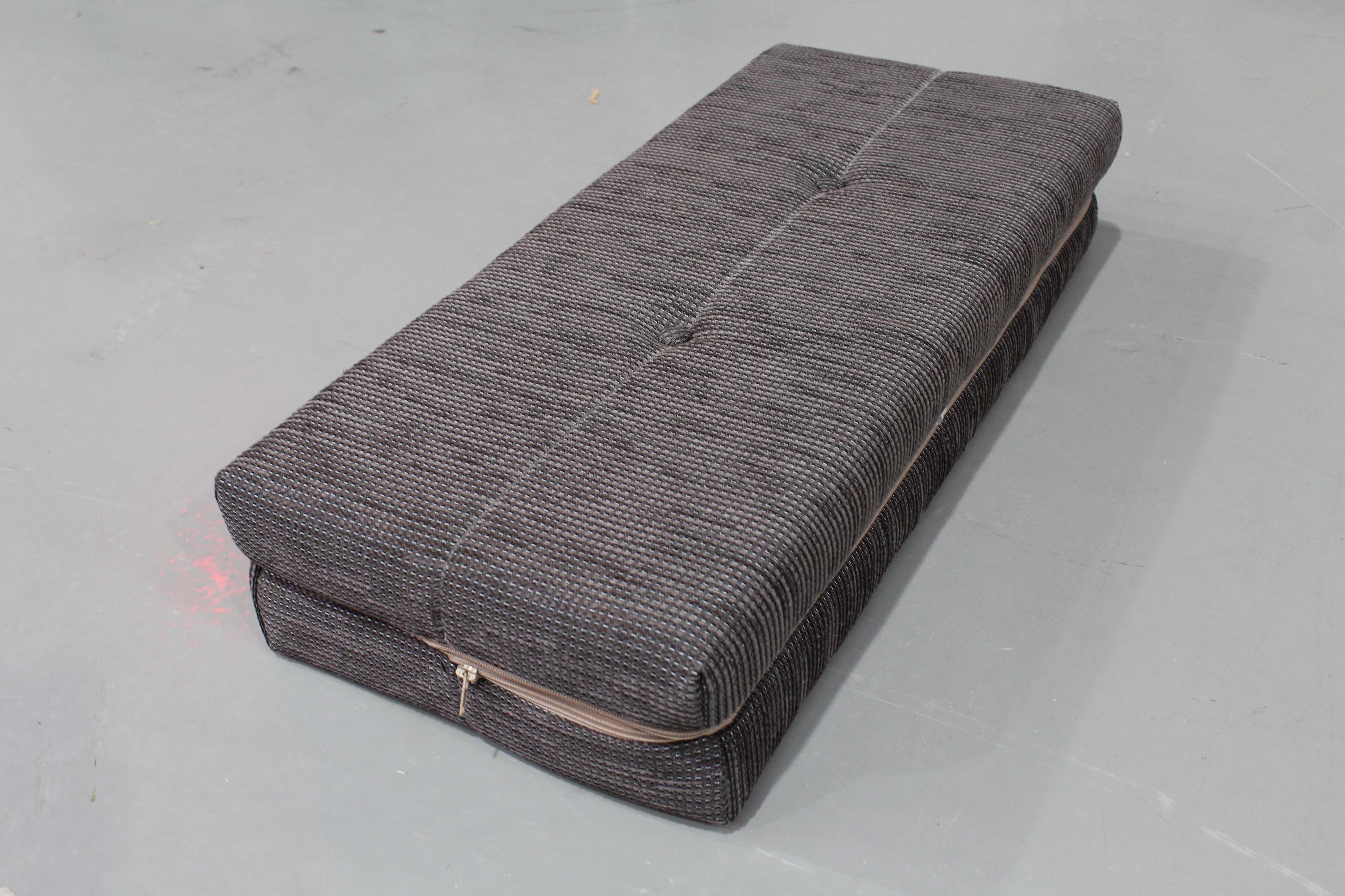 Peg IV Anc R/F Side Dinette Back Cushion Belvoir