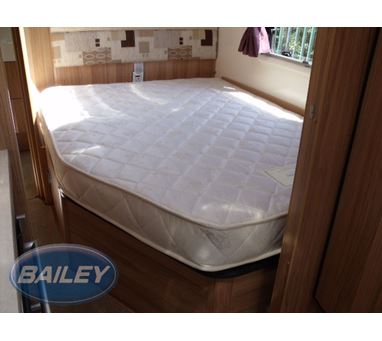 Angled Mattress with Memory Foam Top 1770x1335x150