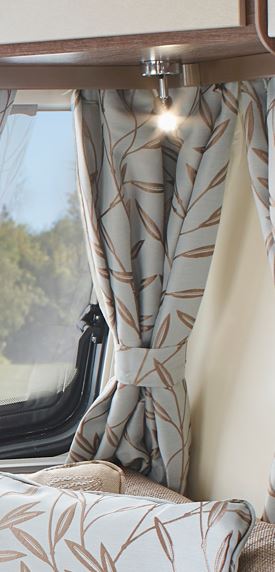 Read more about PX1 Lowdham SE Front Curtain HWx800mm product image