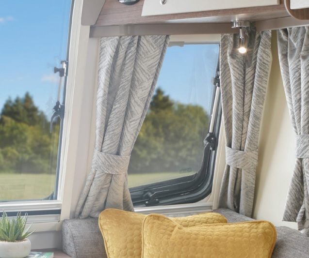 Read more about PX1 Senator Curtain HWx680mm Pair product image