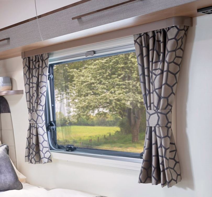 AH3 Curtain w/ Retainer 620mm Drop x 820mm Wide Portobello Pair