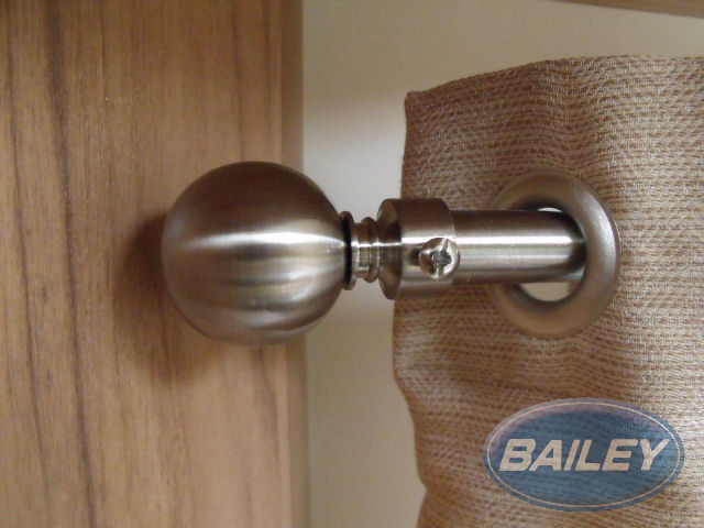 Retreat Curtain Pole Finial