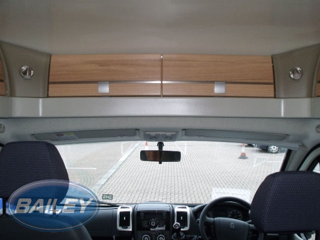 Approach SE Cab Cross Beam Moulding RAL7044