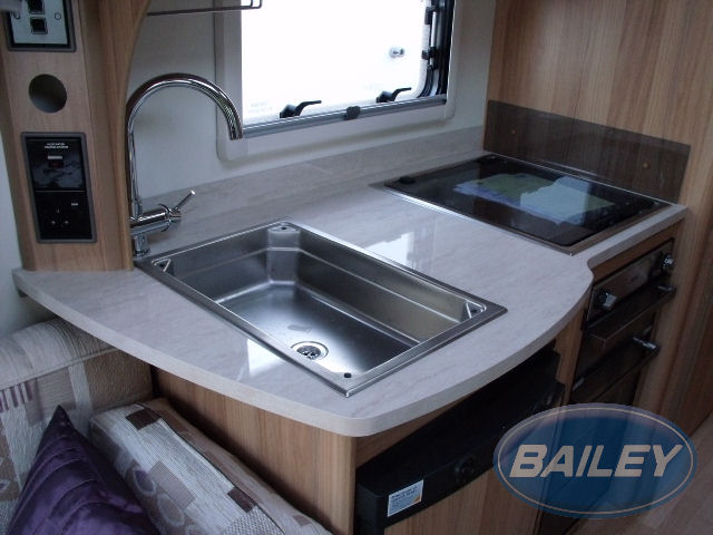 Unicorn Cabrera kitchen top and splashback