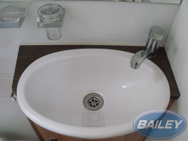 Approach Autograph 625 740 745 Washroom Sink Top