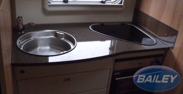 Read more about Approach Autograph Compact 540 Kitchen Top product image