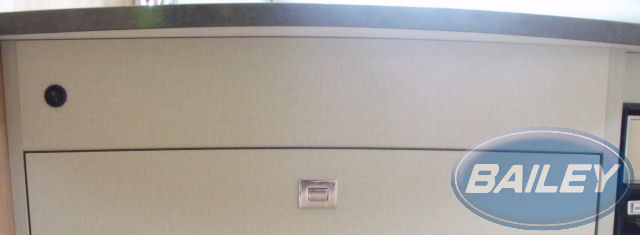 Read more about Approach Compact 540 Canvas Drawer Header A2FV16 product image