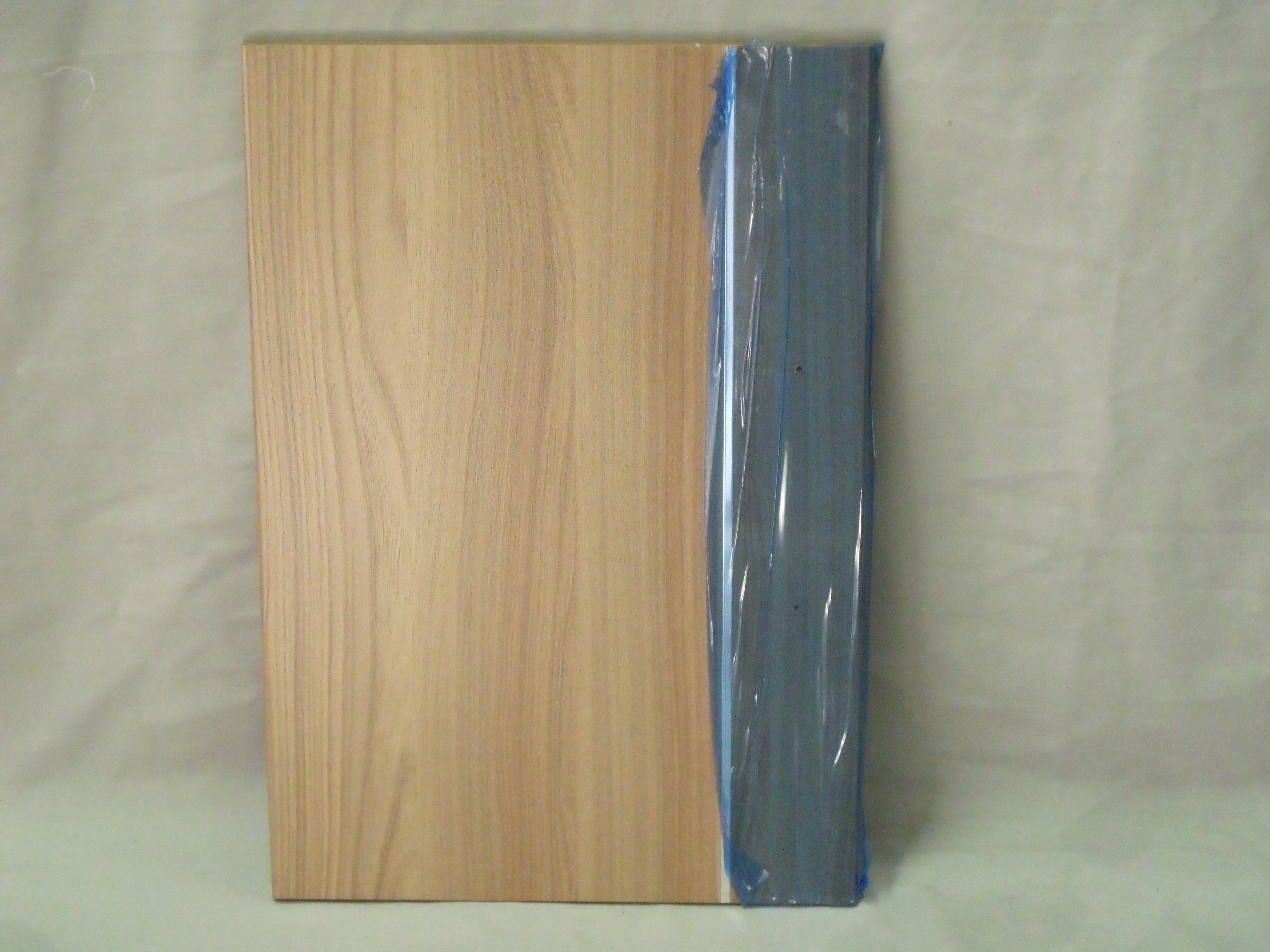 Read more about PS4 UN3 Locker Door (Handle) 575x390 mm Mendip Ash product image