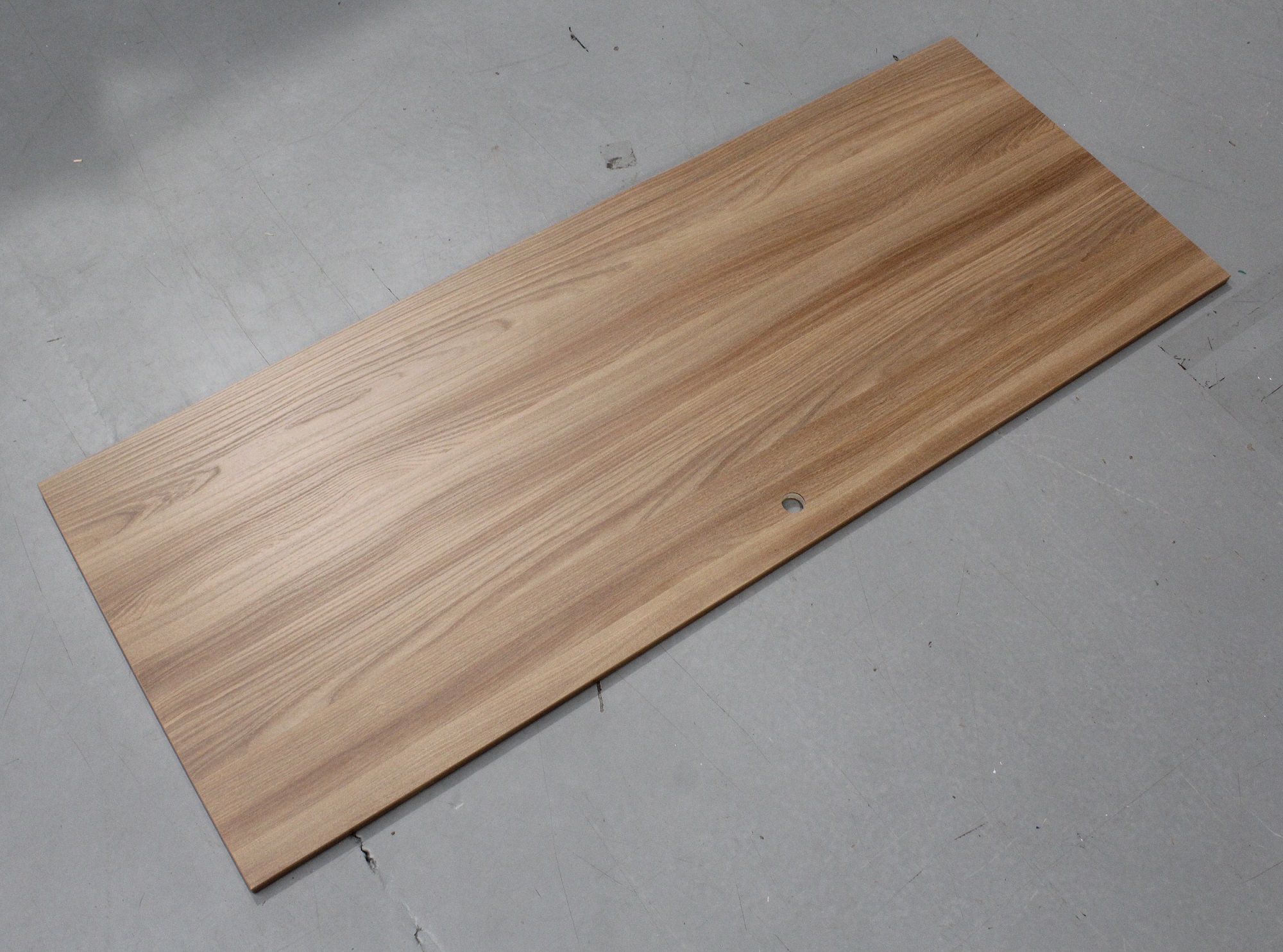 UN3 Cad/Cor Robe Door 1356x529 mm Mendip Ash