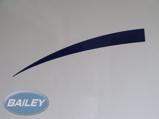 S7 Pageant Front N/S Upper Blue Stripe