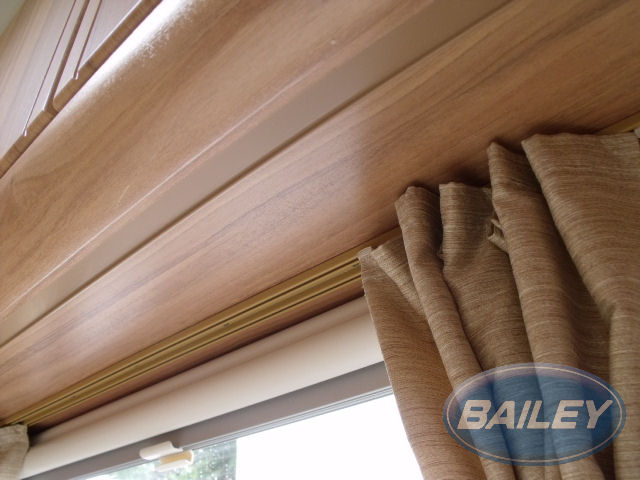 Read more about Orion 430/4 Fixed Bed Locker N/S Base product image