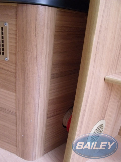 Read more about Orion 430/4 Fixed Bed End Panel product image