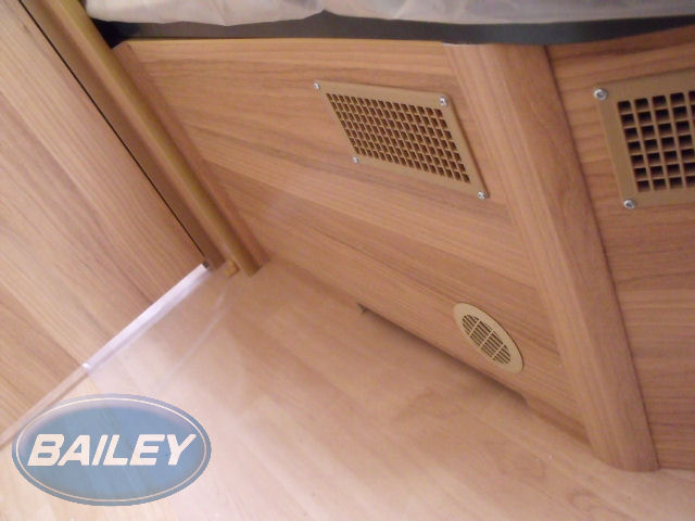 Read more about Orion 430/4 Fixed Bed O/S Panel product image