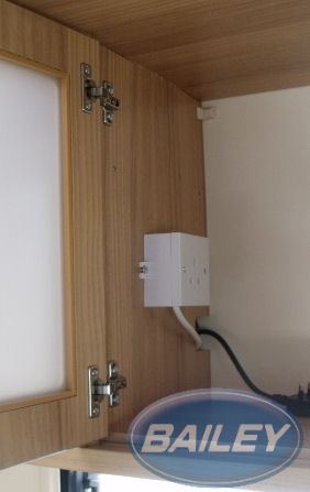 Read more about Approach 760SE Kitchen Locker Centre R/H Divider product image