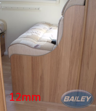 Approach 760SE R/H Captains Bunk End 12mm