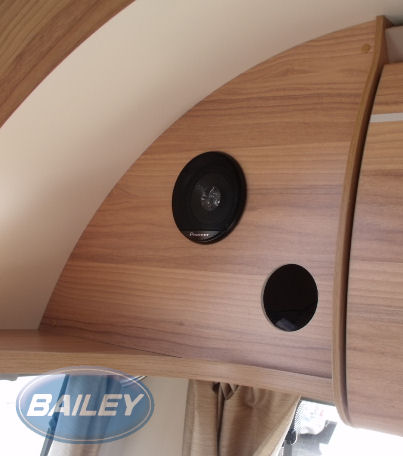 Pegasus GT65 Front Locker O/S Corner Ply