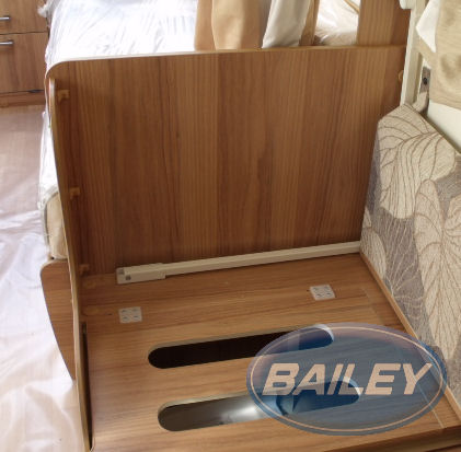 Read more about Pegasus GT65 Turin Dinette Bunk End L/H product image