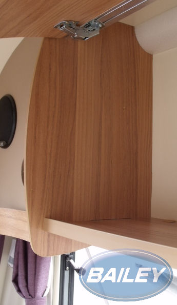 Read more about Uni II Barcelona Cordoba Front Locker End O/S L/H product image