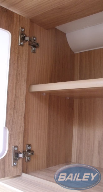 Read more about Peg GT65 Verona Kitchen Locker Centre L/H Divider product image