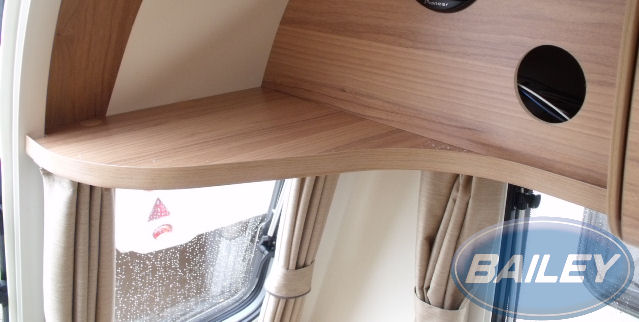 Pegasus GT65 O/S Front Top Shelf