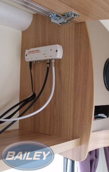 Read more about Uni II Barcelona Cordoba Front Locker End N/S R/H product image