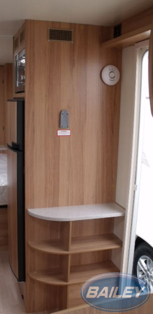 Unicorn II Cartagena Fridge Large R/H End