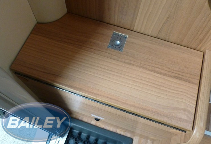 Approach Autograph 625 Bulkhead Step Flap